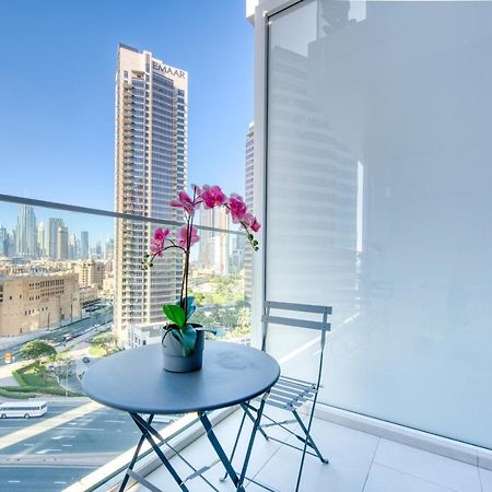 Maison Privee - Luxury, Spacious, Modern Near Burj Khalifa And Dubai Canal 外观 照片