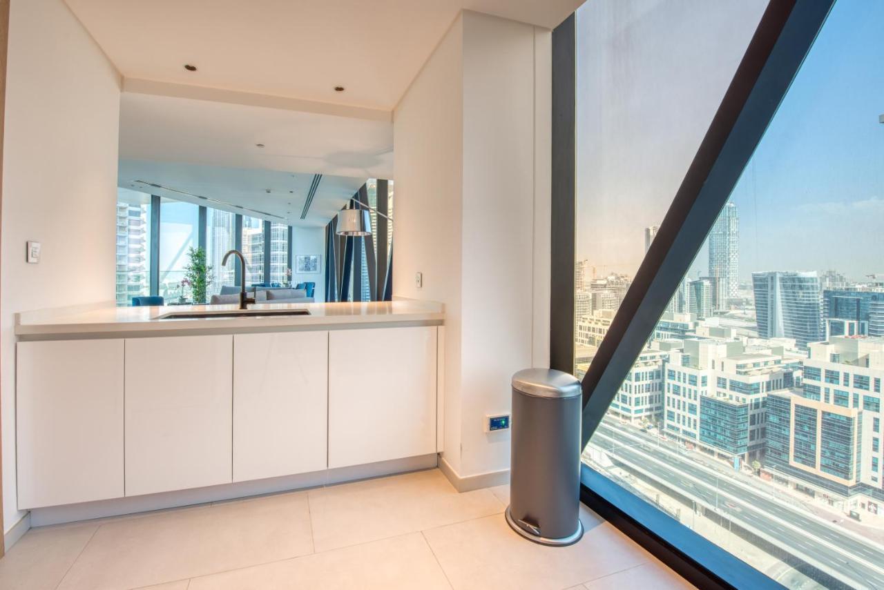 Maison Privee - Luxury, Spacious, Modern Near Burj Khalifa And Dubai Canal 外观 照片